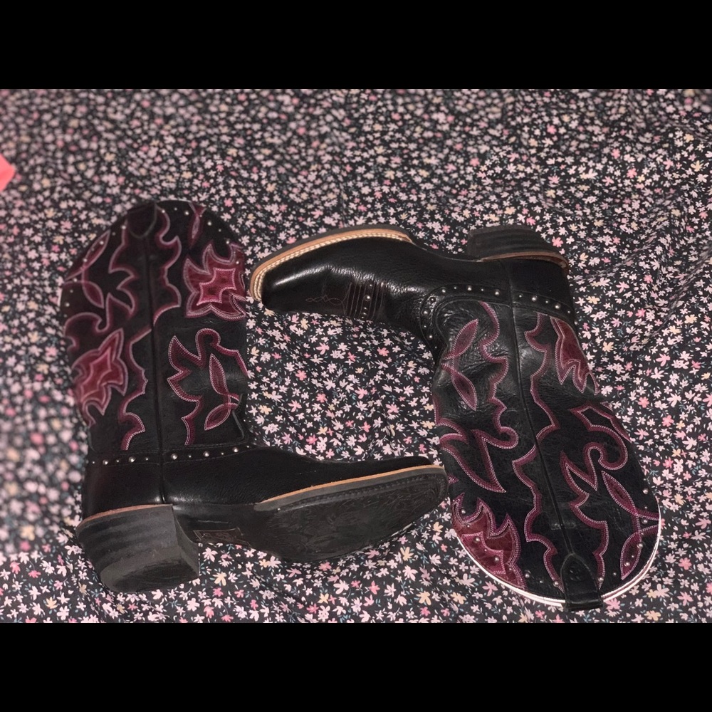 Nwot ariat boots